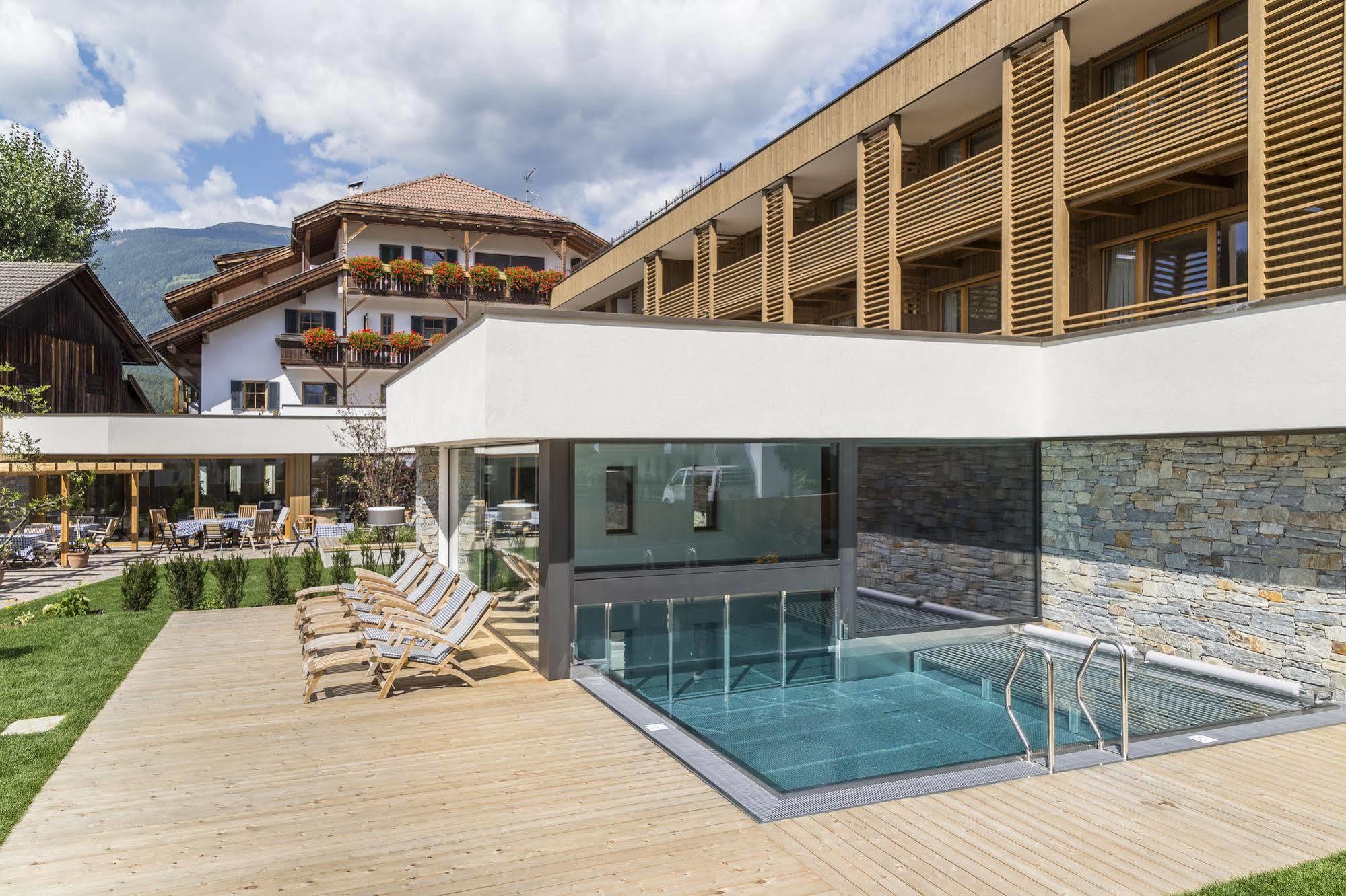 Hotel Restaurant Langgenhof Бруніко Екстер'єр фото